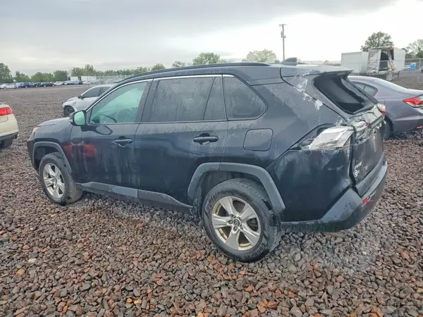 2T3W1RFV6KW027166 — 2019 Toyota RAV4, фото 2 с аукциона Copart, Задняя часть