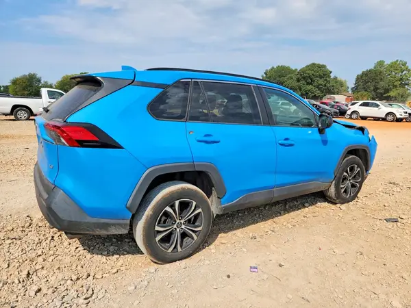 2T3H1RFV0KW051083 — 2019 Toyota RAV4, фото 3 с аукциона Copart, Передняя часть