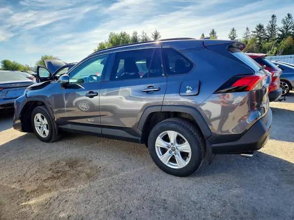 2T3B1RFV4KW014155 — 2019 Toyota RAV4, фото 2 с аукциона Copart 01.10.2026, Передняя часть