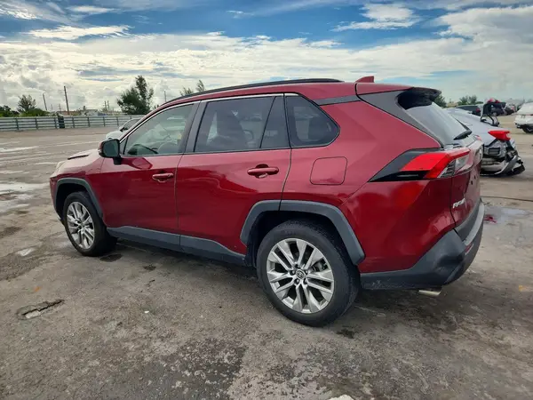 JTMC1RFV4KD036044 — 2019 Toyota RAV4, фото 2 с аукциона Copart 12.10.2026, Передняя часть