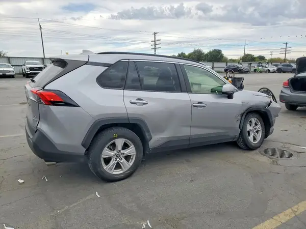 JTMMWRFV1KD003394 — 2019 Toyota RAV4, фото 3 с аукциона Copart, Передняя часть