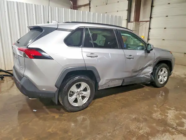 2T3P1RFV5KC005147 — 2019 Toyota RAV4, фото 3 с аукциона Copart, Боковая часть