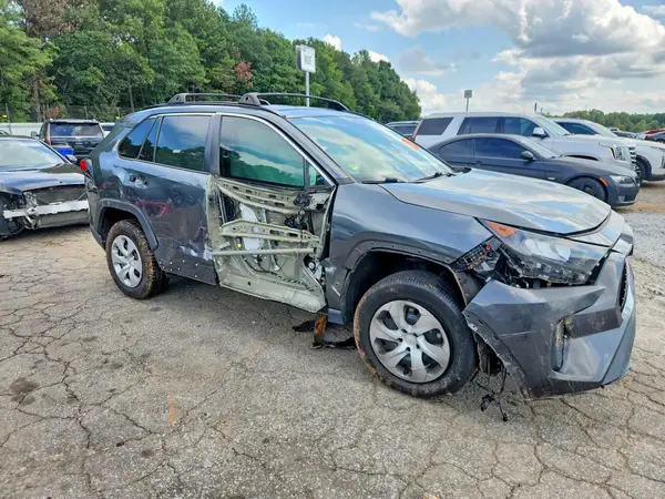2T3H1RFVXLC079105 — 2020 Toyota RAV4, фото 4 с аукциона Copart 13.10.2026, Боковая часть
