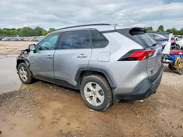 2T3P1RFV4LC076535 — 2020 Toyota RAV4, фото 2 с аукциона Copart, Передняя часть