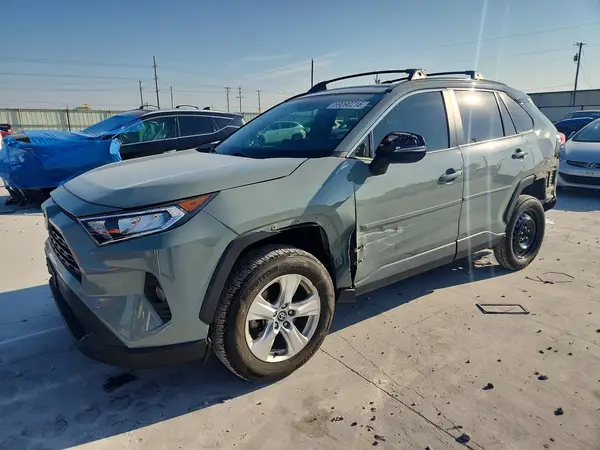 2T3W1RFV9LW074824 — 2020 Toyota RAV4, Задняя часть (Rear End), фото до ремонта