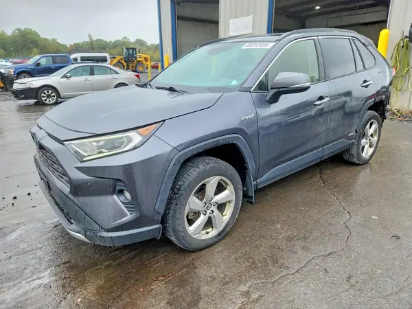 JTMD6RFV8LD006049 — 2020 Toyota RAV4, Задняя часть (Rear End), фото до ремонта