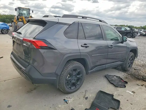 2T3J1RFV8LC110577 — 2020 Toyota RAV4, фото 3 с аукциона Copart, Передняя часть