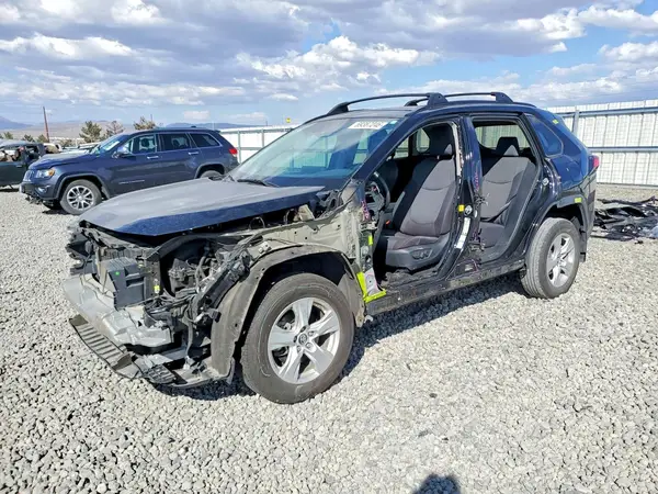 2T3P1RFV1LC137369 — 2020 Toyota RAV4, Боковая часть (Side), фото до ремонта