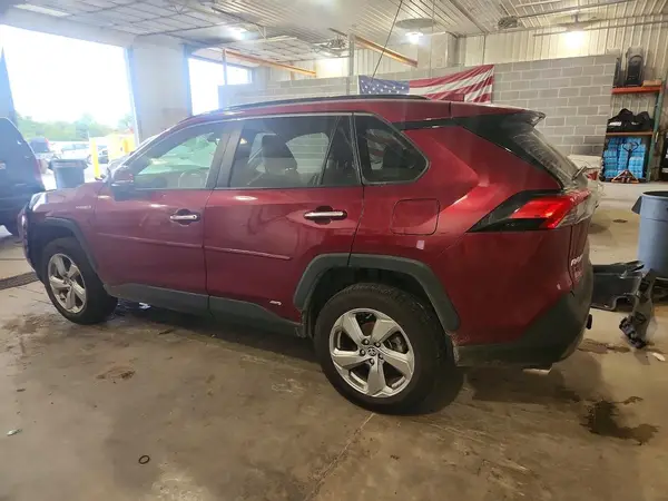 JTMD6RFV6LD006907 — 2020 Toyota RAV4, фото 2 с аукциона Copart, Передняя часть