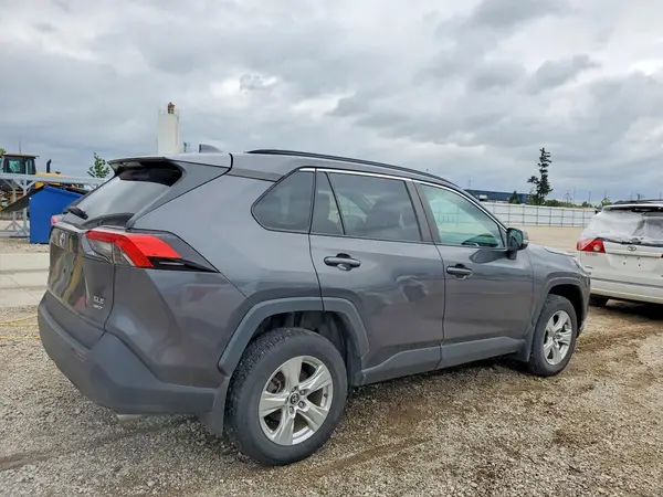 2T3P1RFVXLW100528 — 2020 Toyota RAV4, фото 3 с аукциона Copart, Град