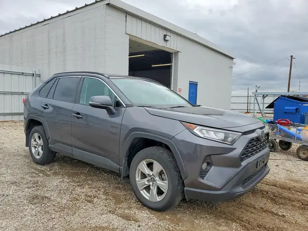 2T3P1RFVXLW100528 — 2020 Toyota RAV4, фото 4 с аукциона Copart, Град
