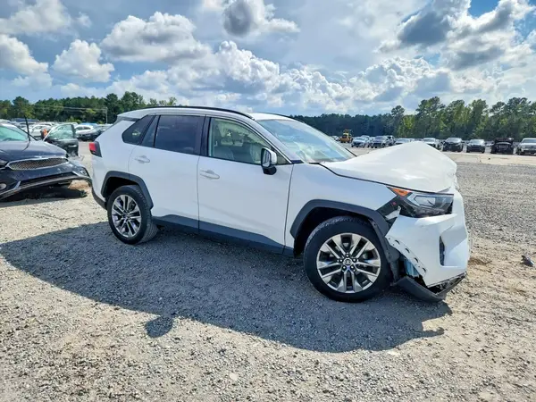 JTMC1RFV7LD520405 — 2020 Toyota RAV4, фото 4 с аукциона Copart, Передняя часть