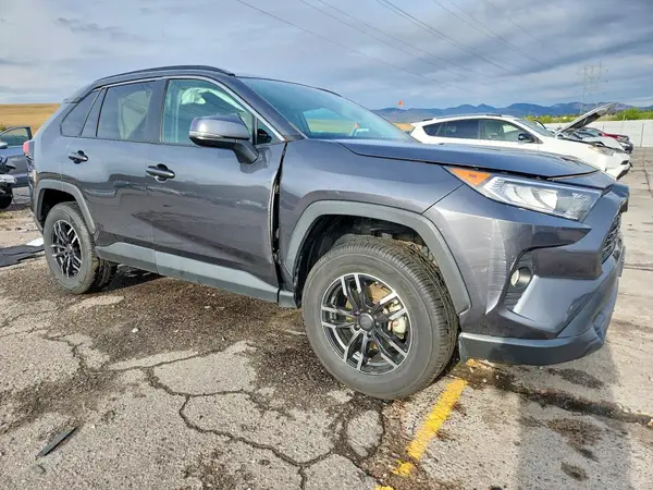 2T3P1RFV3LC060987 — 2020 Toyota RAV4, фото 4 с аукциона Copart, Боковая часть