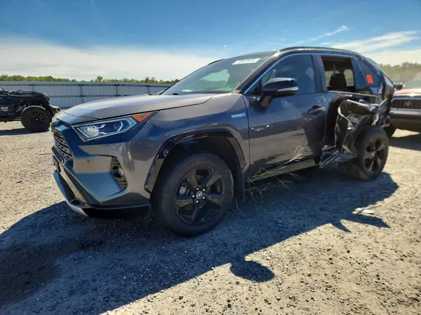 2T3EWRFV2LW063838 — 2020 Toyota RAV4, Задняя часть (Rear End), фото до ремонта
