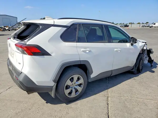2T3K1RFV0MW108648 — 2021 Toyota RAV4, фото 3 с аукциона Copart, Передняя часть
