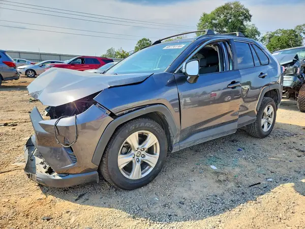 2T3W1RFV6MC152205 — 2021 Toyota RAV4, Передняя часть (Front End), фото до ремонта