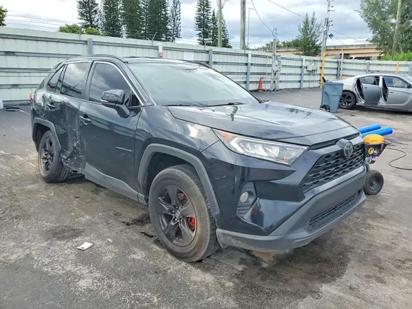 2T3W1RFV3MW147199 — 2021 Toyota RAV4, фото 4 с аукциона Copart, Боковая часть