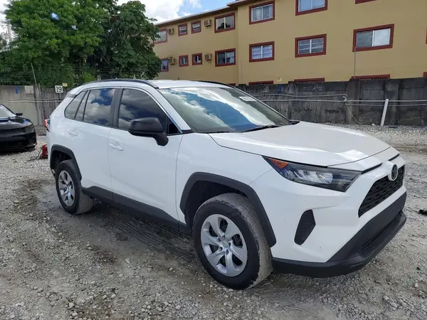 2T3H1RFV0MC134825 — 2021 Toyota RAV4, фото 4 с аукциона Copart, Мелкие вмятины и царапины