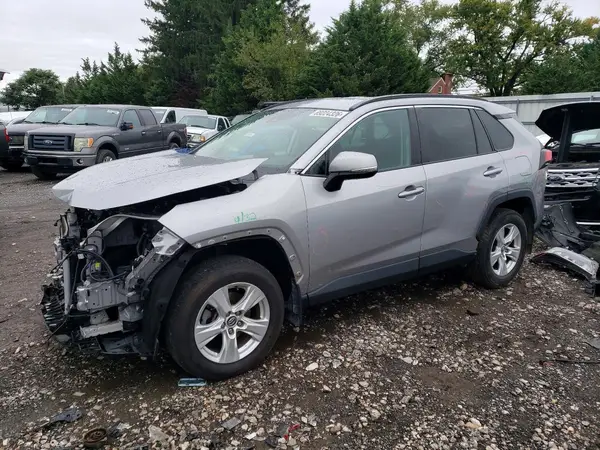 2T3P1RFV7MC169048 — 2021 Toyota RAV4, Передняя часть (Front End), фото до ремонта