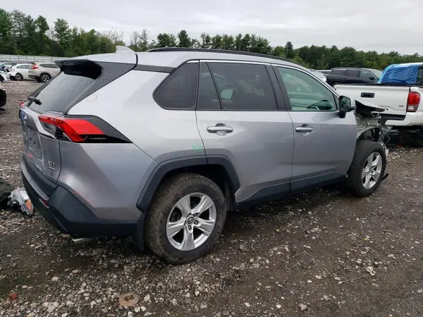 2T3P1RFV7MC169048 — 2021 Toyota RAV4, фото 3 с аукциона Copart, Передняя часть