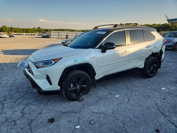 2T3E6RFVXMW003467 — 2021 Toyota RAV4, Передняя часть (Front End), фото до ремонта