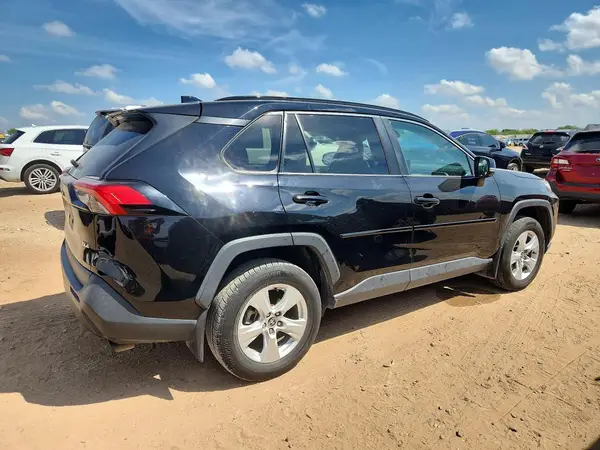 2T3W1RFVXMW160760 — 2021 Toyota RAV4, фото 3 с аукциона Copart, Град