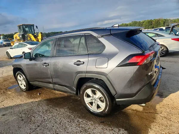 2T3W1RFV8MC101630 — 2021 Toyota RAV4, фото 2 с аукциона Copart, Передняя часть