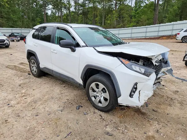 2T3F1RFVXMC213930 — 2021 Toyota RAV4, фото 4 с аукциона Copart, Передняя часть