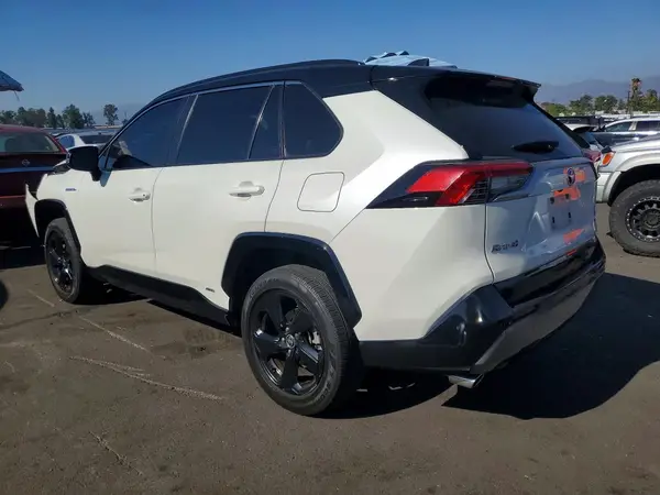 JTME6RFV2MJ003560 — 2021 Toyota RAV4, фото 2 с аукциона Copart, Передняя часть