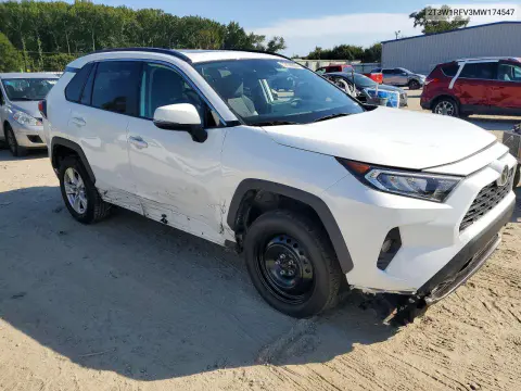 2021 Toyota Rav4 Xle VIN 2T3W1RFV3MW174547 фото 4