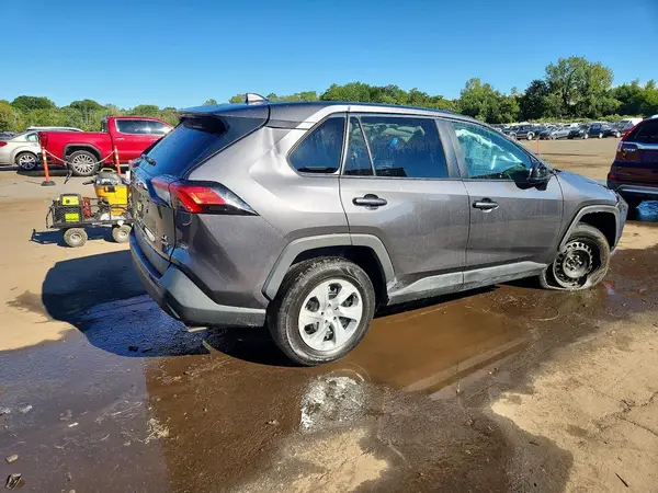 2T3F1RFV0NC285642 — 2022 Toyota RAV4, фото 3 с аукциона Copart 14.10.2026, Опрокидывание