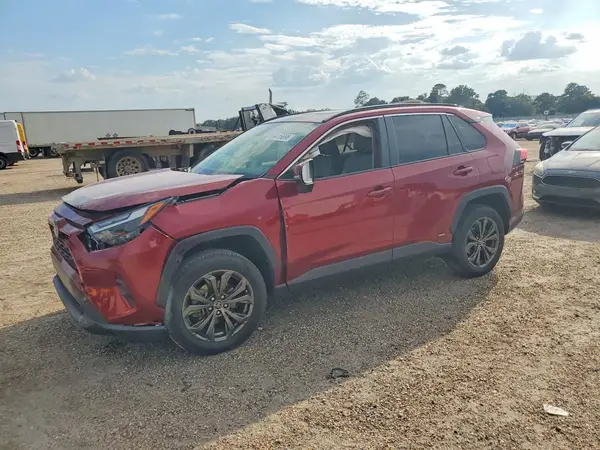 JTMB6RFV6ND064672 — 2022 Toyota RAV4, Передняя часть (Front End), фото до ремонта