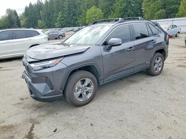 4T3RWRFV0NU064460 — 2022 Toyota RAV4, Передняя часть (Front End), фото до ремонта