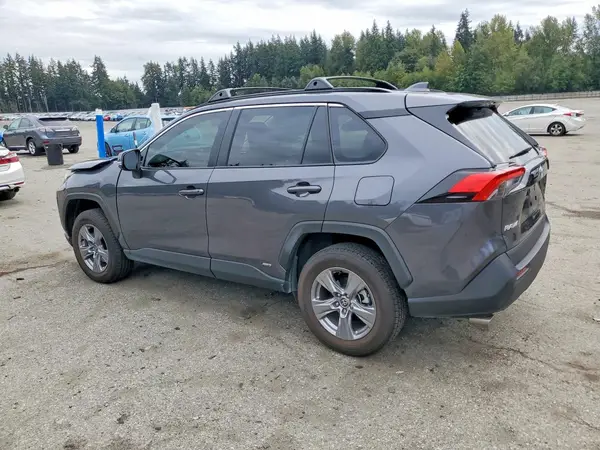 4T3RWRFV0NU064460 — 2022 Toyota RAV4, фото 2 с аукциона Copart, Передняя часть