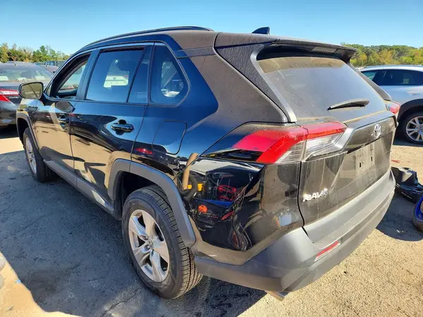 2T3W1RFV1NC208309 — 2022 Toyota RAV4, фото 2 с аукциона Copart, Подтопление