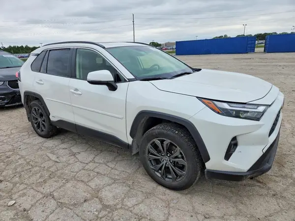 JTMB6RFV4ND070759 — 2022 Toyota RAV4, фото 4 с аукциона Copart, Задняя часть