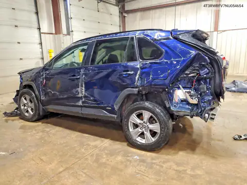 4T3RWRFV7NU054654 — 2022 Toyota RAV4, фото 2 с аукциона Copart, Опрокидывание