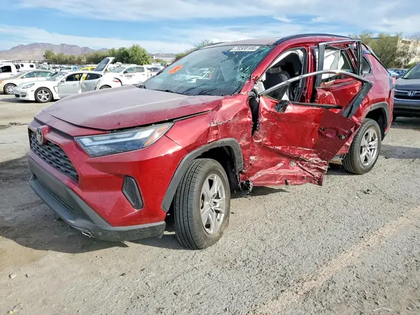 2T3W1RFV4NW222574 — 2022 Toyota RAV4, Боковая часть (Side), фото до ремонта