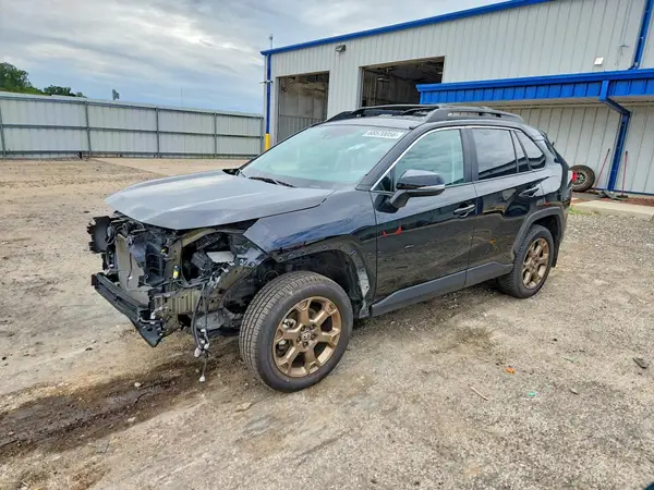 2T3UWRFVXPW178995 — 2023 Toyota RAV4, Передняя часть (Front End), фото до ремонта