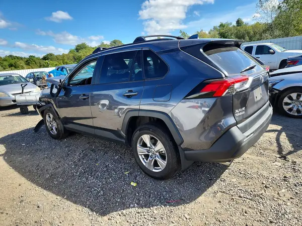 2T3P1RFV1PC354328 — 2023 Toyota RAV4, фото 2 с аукциона Copart, Передняя часть