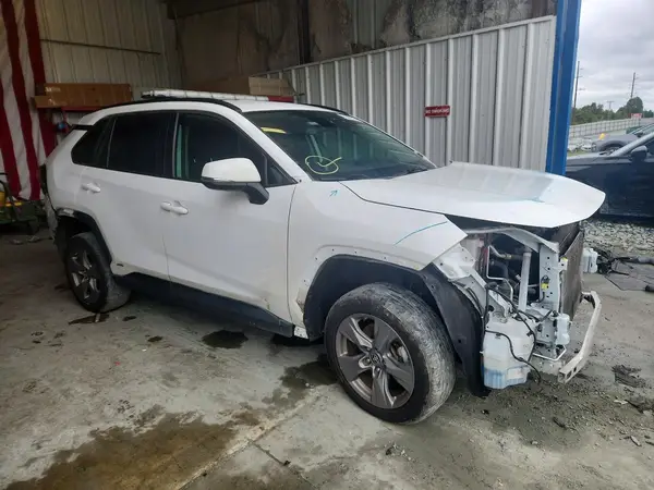 4T3MWRFV7PU095024 — 2023 Toyota RAV4, фото 4 с аукциона Copart 06.10.2026, Передняя часть