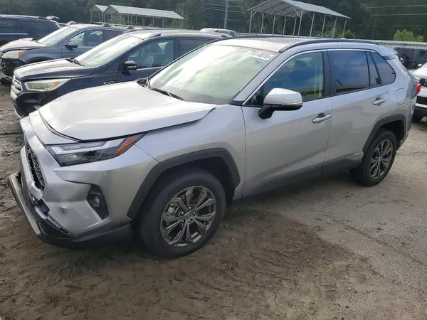 JTMB6RFV5PD112035 — 2023 Toyota RAV4, Передняя часть (Front End), фото до ремонта