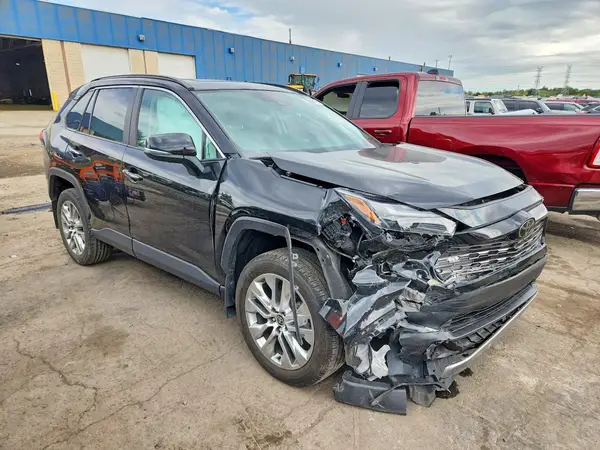 2T3N1RFV4PC392983 — 2023 Toyota RAV4, фото 4 с аукциона Copart, Передняя часть