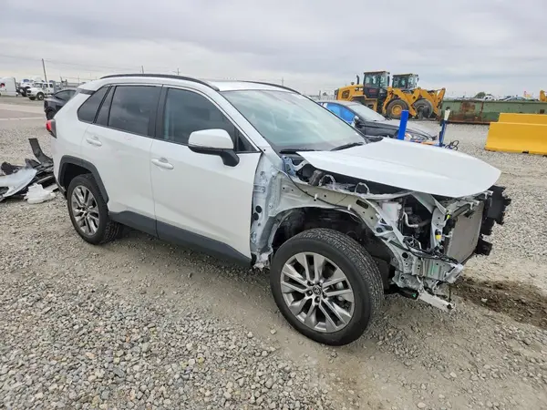 2T3A1RFV4PW406751 — 2023 Toyota RAV4, фото 4 с аукциона Copart 06.10.2026, Передняя часть
