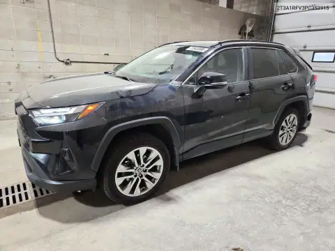 2T3A1RFV3PC353915 — 2023 Toyota RAV4, Задняя часть, фото до ремонта