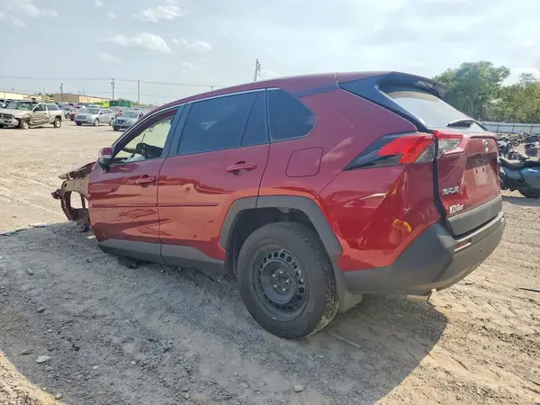 2T3K1RFVXRW348300 — 2024 Toyota RAV4, фото 2 с аукциона Copart, Передняя часть