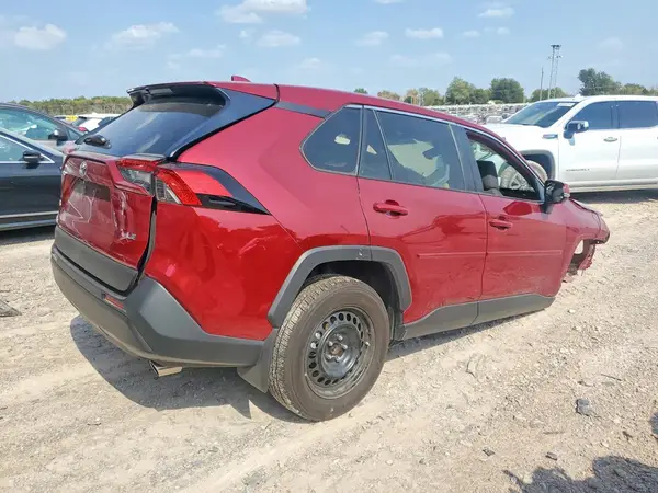 2T3K1RFVXRW348300 — 2024 Toyota RAV4, фото 3 с аукциона Copart, Передняя часть