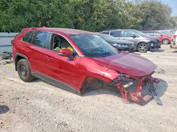 2T3K1RFVXRW348300 — 2024 Toyota RAV4, фото 4 с аукциона Copart, Передняя часть