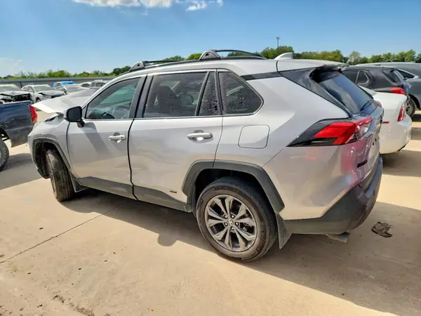 4T3B6RFV2RU172473 — 2024 Toyota RAV4, фото 2 с аукциона Copart 08.10.2026, Передняя часть