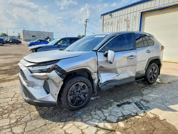 2T3G1RFV3RW486167 — 2024 Toyota RAV4, Боковая часть (Side), фото до ремонта